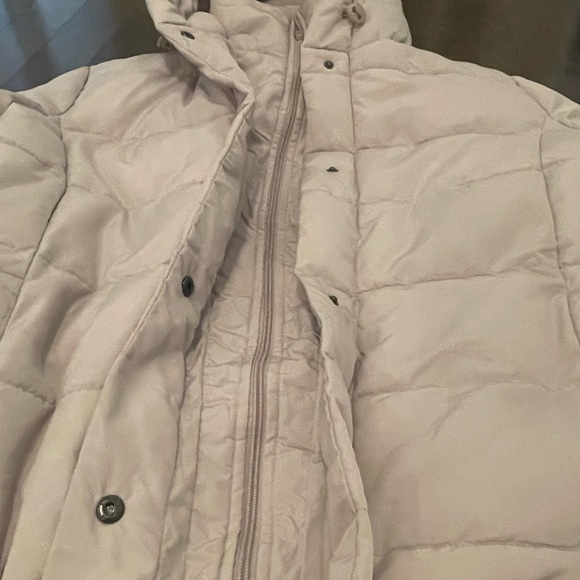 Women’s Long Hooded Puffer Coat - Picture 2 of 5